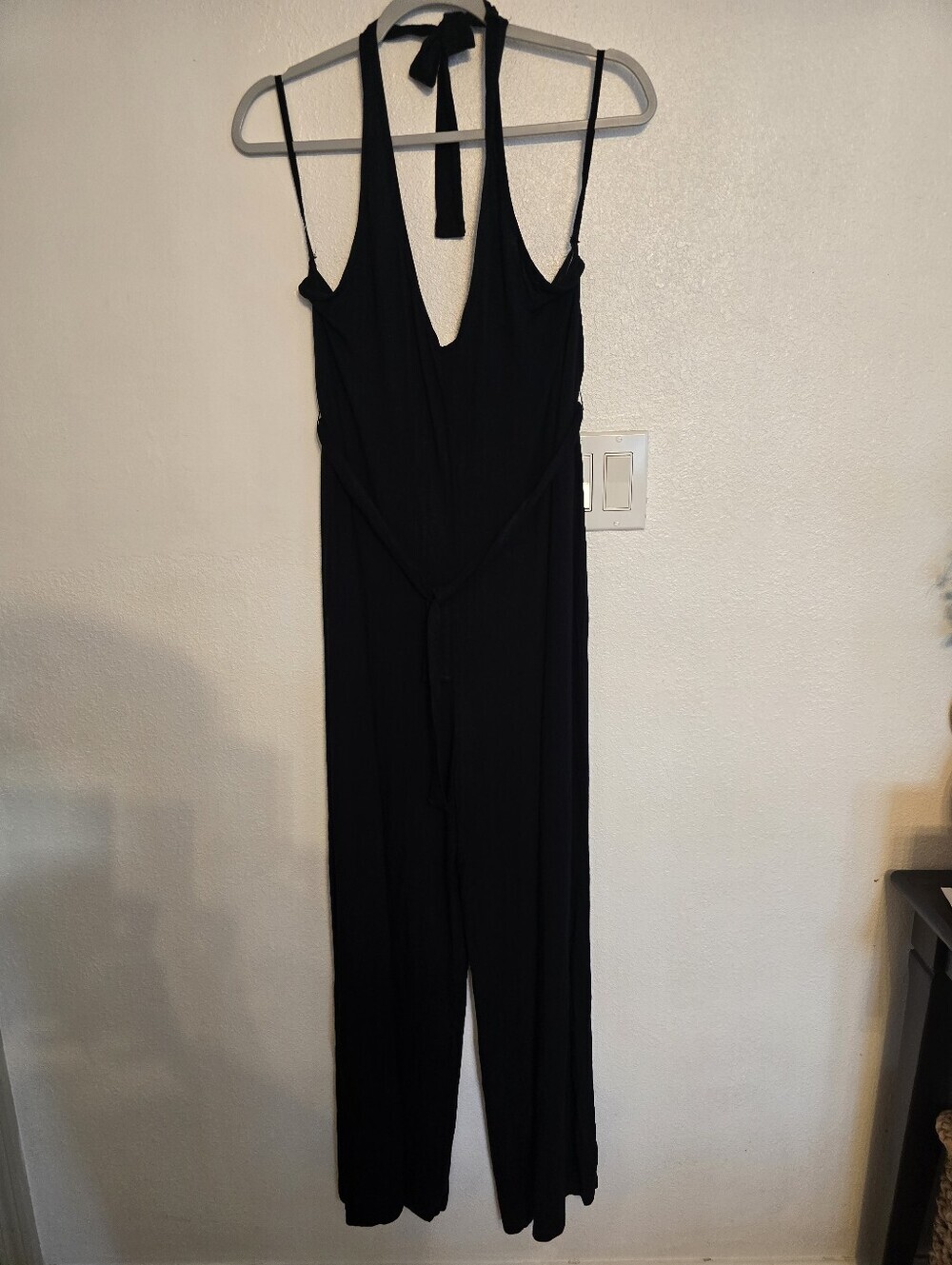 NWT Hollister Black Halter Flare Jumpsuit With Belt Size Small